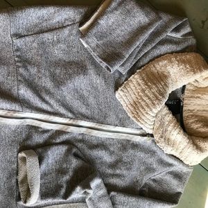 Dolan T-shirt sweater jacket